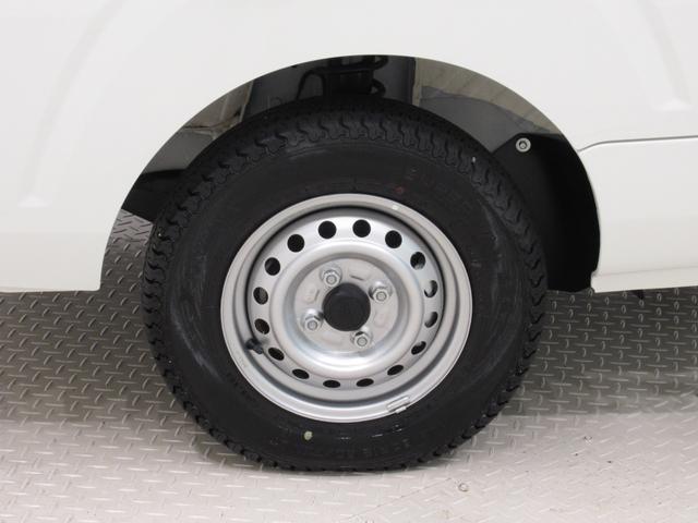 ハイゼットトラックスタンダード　農用スペシャル４ＷＤ　ＭＴ５速　荷台作業灯　オートライト　アイドリングストップ　衝突被害軽減システム　レーンアシスト　オートマチックハイビーム　エアコン　パワーステアリング　ティーゼットデオプラス（岡山県）の中古車