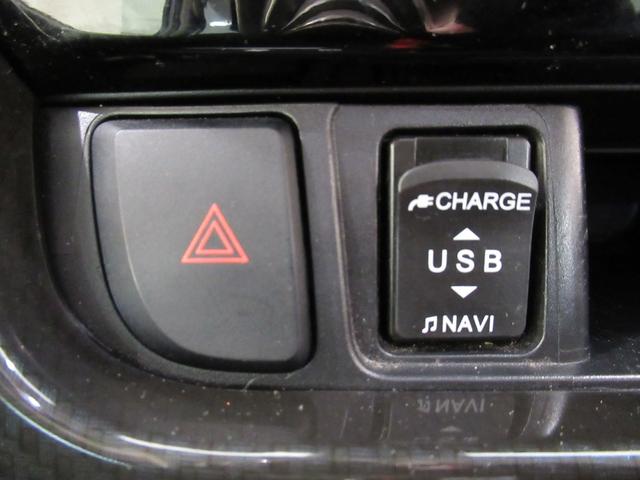 ムーヴカスタムＸリミテッド　ＳＡ３シートヒーター　オートライト　キーフリー　アイドリングストップ　ＵＳＢ入力端子　電動格納式ドアミラー　衝突被害軽減システム　レーンアシスト　オートマチックハイビーム　ティーゼットデオプラス（岡山県）の中古車