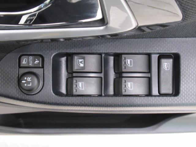 ムーヴカスタムＸリミテッド２　ＳＡ３シートヒーター　オートライト　キーフリー　アイドリングストップ　ＵＳＢ入力端子　衝突被害軽減システム　レーンアシスト　オートマチックハイビーム　ティーゼットデオプラス（岡山県）の中古車