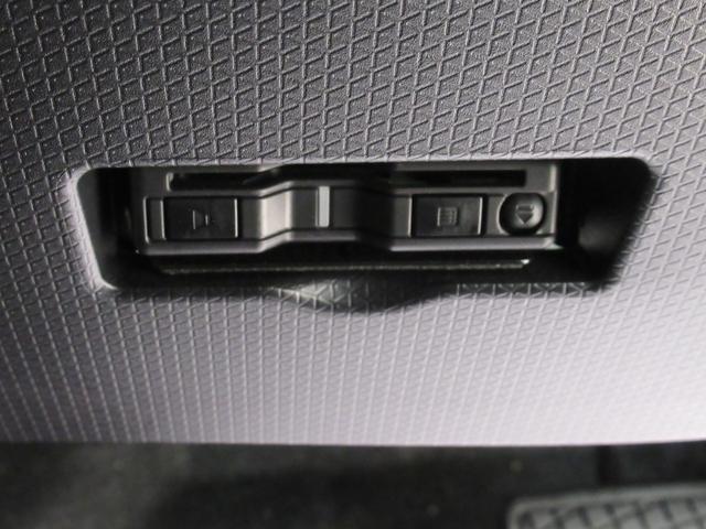 タントカスタムＸバックモニター　７インチナビ　ドライブレコーダー　両側パワースライドドア　シートヒーター　ＵＳＢ入力端子　Ｂｌｕｅｔｏｏｔｈ　オートライト　キーフリー　アイドリングストップ　ティーゼットデオプラス（岡山県）の中古車