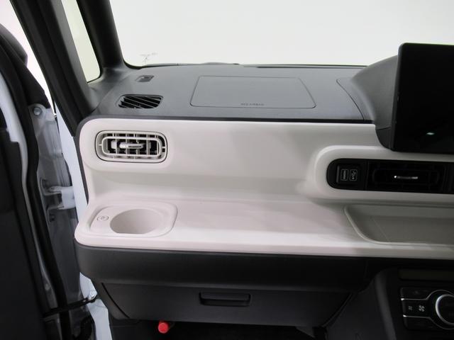 ムーヴキャンバスストライプスＧパノラマモニター　１０インチナビ　ドライブレコーダー　両側パワースライドドア　シートヒーター　ＵＳＢ入力端子　Ｂｌｕｅｔｏｏｔｈ　ホッとカップホルダー　オートライト　キーフリー　アイドリングストップ（岡山県）の中古車