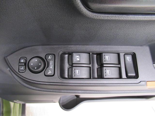 タントファンクロスパノラマモニター 9インチディスプレイオーディオ ドライブレコーダー 両側パワースライドドア シートヒーター USB入力端子 Bluetooth オートライト キーフリー アイドリングストップ(岡山県)の中古車