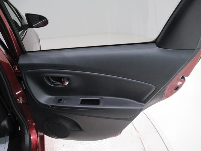 ヴィッツジュエラオートライト キーフリー アイドリングストップ 電動格納式ドアミラー エアコン パワーステアリング パワーウィンドウ 運転席エアバッグ ABS ティーゼットデオプラス(岡山県)の中古車