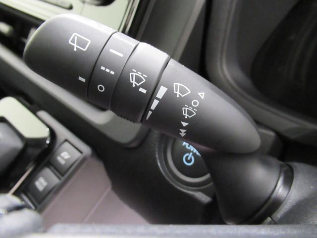 シエンタハイブリッドＺシートヒーター　両側パワースライドドア　オートライト　キーフリー　ＵＳＢ入力端子　エアコン　パワーステアリング　パワーウィンドウ　運転席エアバッグ　ＡＢＳ　ティーゼットデオプラス（岡山県）の中古車