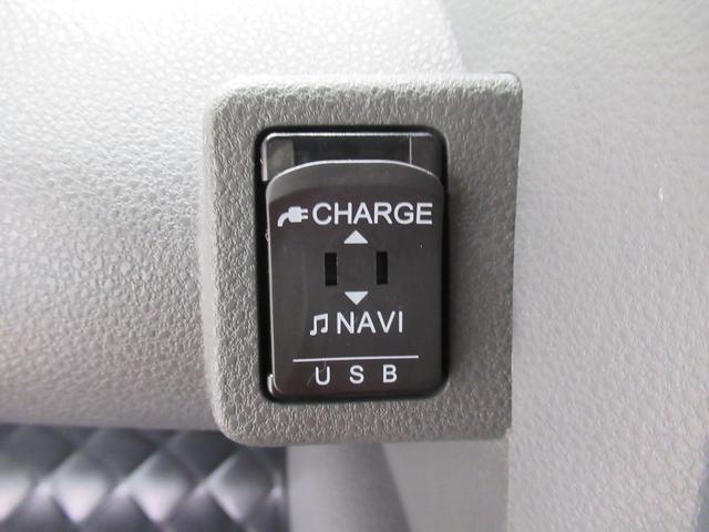 タントカスタムＲＳセレクションシートヒーター　両側パワースライドドア　オートライト　キーフリー　アイドリングストップ　バックモニター　ナビ　ＵＳＢ入力端子　Ｂｌｕｅｔｏｏｔｈ　ティーゼットデオプラス（岡山県）の中古車