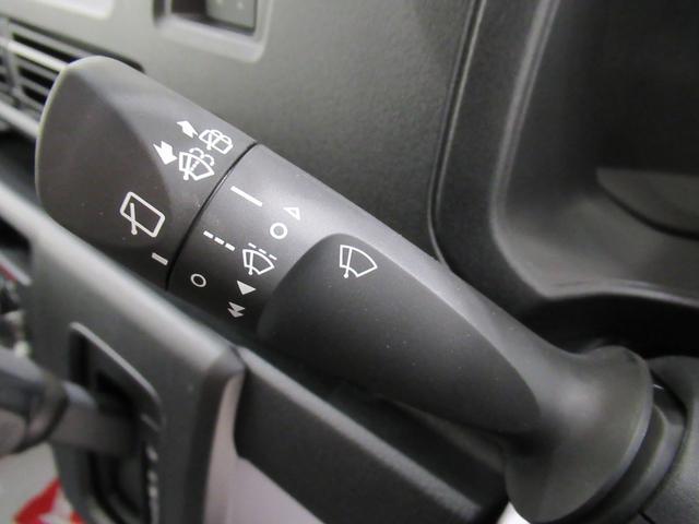 ハイゼットカーゴデラックスＡＭ／ＦＭラジオ　両側スライドドア　オートライト　キーレスエントリー　アイドリングストップ　衝突被害軽減システム　レーンアシスト　オートマチックハイビーム　ティーゼットデオプラス（岡山県）の中古車