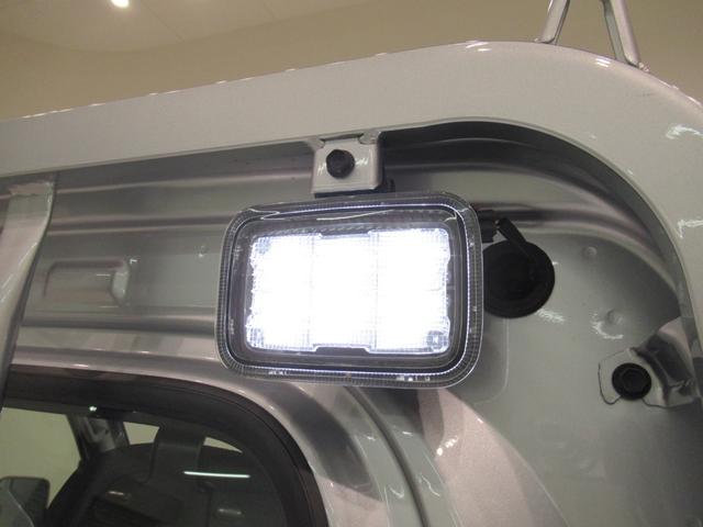 ハイゼットトラックスタンダード 農用スペシャル4WD 荷台作業灯 AM/FMラジオ オートライト アイドリングストップ 衝突被害軽減システム レーンアシスト オートマチックハイビーム エアコン パワーステアリング ティーゼットデオプラス(岡山県)の中古車