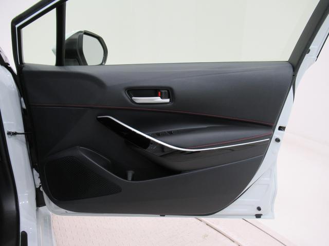 カローラスポーツG Zシートヒーター オートライト キーフリー USB入力端子 電動格納式ドアミラー エアコン パワーステアリング パワーウィンドウ 運転席エアバッグ ABS ティーゼットデオプラス(岡山県)の中古車