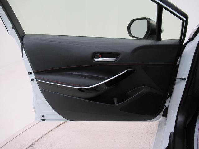 カローラスポーツG Zシートヒーター オートライト キーフリー USB入力端子 電動格納式ドアミラー エアコン パワーステアリング パワーウィンドウ 運転席エアバッグ ABS ティーゼットデオプラス(岡山県)の中古車