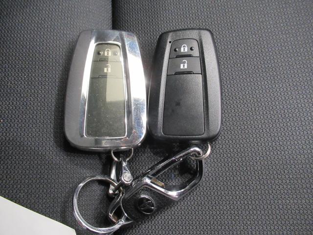 カローラスポーツG Zシートヒーター オートライト キーフリー USB入力端子 電動格納式ドアミラー エアコン パワーステアリング パワーウィンドウ 運転席エアバッグ ABS ティーゼットデオプラス(岡山県)の中古車