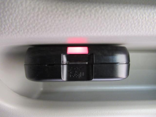 ムーヴＸリミテッド２　ＳＡ３シートヒーター　オートライト　キーフリー　アイドリングストップ　バックモニター　ナビ　ドライブレコーダー　ＵＳＢ入力端子　Ｂｌｕｅｔｏｏｔｈ　ティーゼットデオプラス（岡山県）の中古車