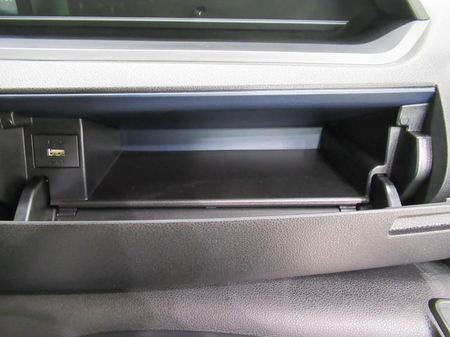 タントカスタムＲＳパノラマモニター　１０インチナビ　両側パワースライドドア　シートヒーター　ＵＳＢ入力端子　Ｂｌｕｅｔｏｏｔｈ　オートライト　キーフリー　アイドリングストップ　ティーゼットデオプラス（岡山県）の中古車