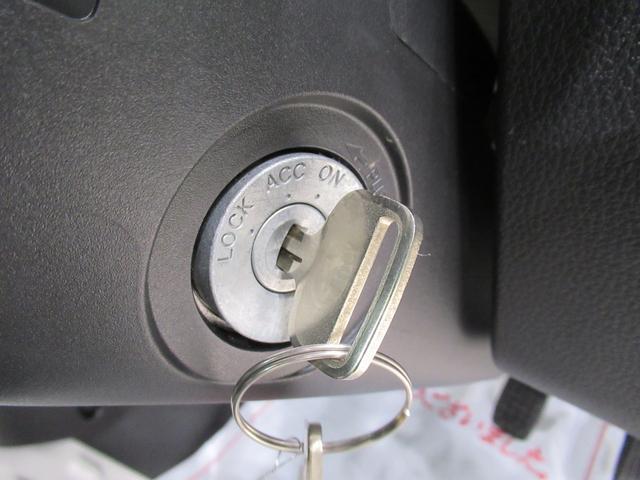 ハイゼットトラックスタンダード 農用スペシャル4WD MT5速 AM/FMラジオ 荷台作業灯 オートライト アイドリングストップ 衝突被害軽減システム レーンアシスト オートマチックハイビーム ティーゼットデオプラス(岡山県)の中古車