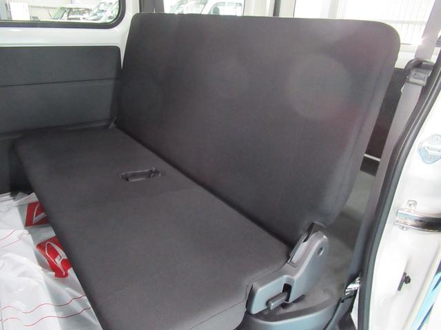 ハイゼットカーゴデラックス両側スライドドア CDチューナー キーレスエントリー アイドリングストップ 衝突被害軽減システム レーンアシスト オートマチックハイビーム ティーゼットデオプラス(岡山県)の中古車