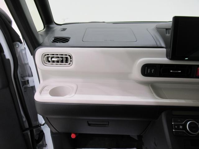 ムーヴキャンバスストライプスGターボパノラマモニター 9インチディスプレイオーディオ ドライブレコーダー 両側パワースライドドア シートヒーター USB入力端子 Bluetooth オートライト キーフリー エコアイドル非装着車(岡山県)の中古車