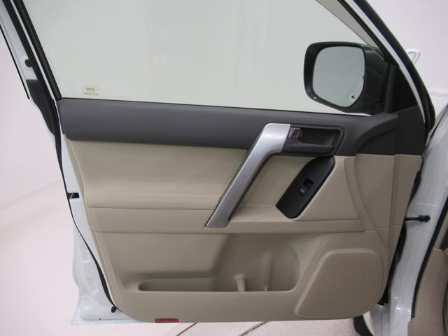 ランドクルーザープラドＴＸオートライト　キーフリー　電動格納式ドアミラー　エアコン　パワーステアリング　パワーウィンドウ　運転席エアバッグ　ＡＢＳ　ティーゼットデオプラス（岡山県）の中古車