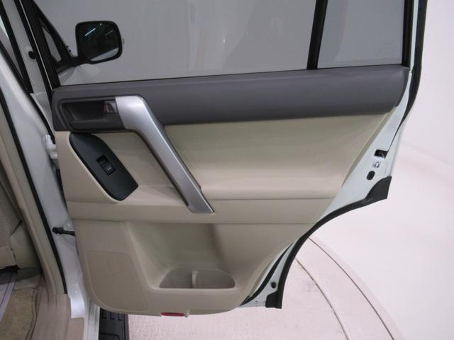 ランドクルーザープラドＴＸオートライト　キーフリー　電動格納式ドアミラー　エアコン　パワーステアリング　パワーウィンドウ　運転席エアバッグ　ＡＢＳ　ティーゼットデオプラス（岡山県）の中古車