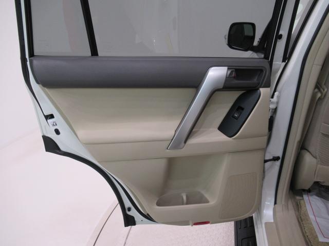 ランドクルーザープラドＴＸオートライト　キーフリー　電動格納式ドアミラー　エアコン　パワーステアリング　パワーウィンドウ　運転席エアバッグ　ＡＢＳ　ティーゼットデオプラス（岡山県）の中古車