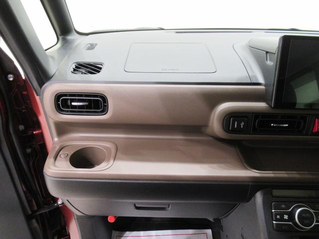 ムーヴキャンバスセオリーGシートヒーター 両側パワースライドドア オートライト キーフリー アイドリングストップ パノラマモニター ディスプレイオーディオ USB入力端子 Bluetooth ホッとカップホルダー(岡山県)の中古車