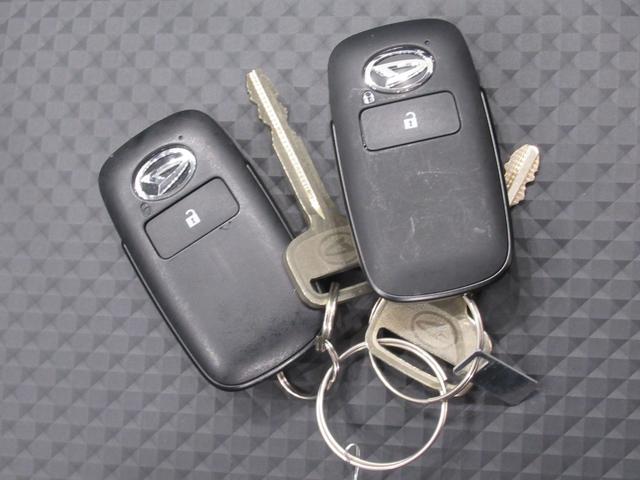 ハイゼットトラックスタンダード4WD AM/FMラジオ 電動格納式ドアミラー オートライト キーフリー アイドリングストップ 衝突被害軽減システム レーンアシスト オートマチックハイビーム ティーゼットデオプラス(岡山県)の中古車