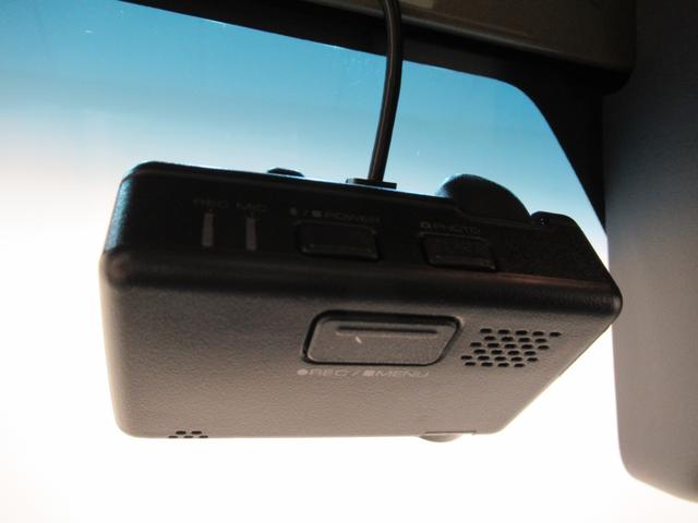 ハイゼットトラックスタンダード4WD ドライブレコーダー AM/FMラジオ オートライト アイドリングストップ 衝突被害軽減システム レーンアシスト オートマチックハイビーム ティーゼットデオプラス(岡山県)の中古車