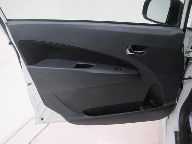 ムーヴカスタムＲＳオートライト　キーフリー　電動格納式ドアミラー　エアコン　パワーステアリング　パワーウィンドウ　運転席エアバッグ　ＡＢＳ　ティーゼットデオプラス（岡山県）の中古車