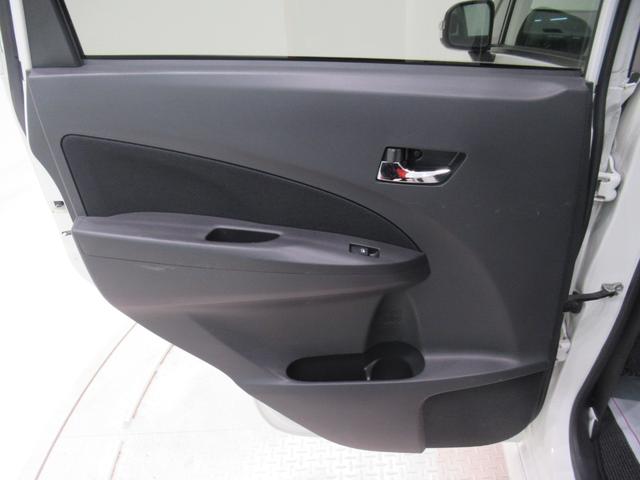 ムーヴカスタムＲＳオートライト　キーフリー　電動格納式ドアミラー　エアコン　パワーステアリング　パワーウィンドウ　運転席エアバッグ　ＡＢＳ　ティーゼットデオプラス（岡山県）の中古車