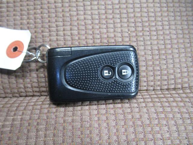 ミラココアココアプラスＸキーフリー　アイドリングストップ　ＣＤチューナー　電動格納式ドアミラー　エアコン　パワーステアリング　パワーウィンドウ　運転席エアバッグ　ＡＢＳ　ティーゼットデオプラス（岡山県）の中古車