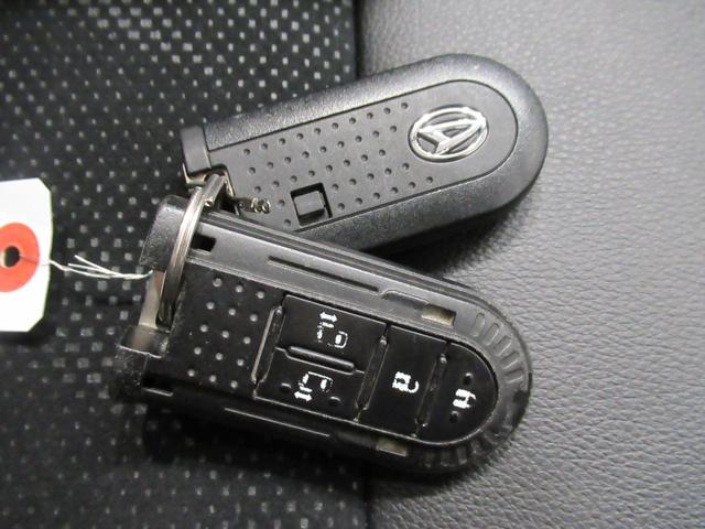 タントカスタムＲＳトップエディションＶＳ　ＳＡ３シートヒーター　両側パワースライドドア　オートライト　キーフリー　アイドリングストップ　ＵＳＢ入力端子　衝突被害軽減システム　レーンアシスト　オートマチックハイビーム　ティーゼットデオプラス（岡山県）の中古車