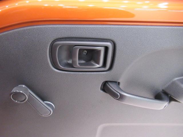 ハイゼットトラックスタンダード　農用スペシャル４ＷＤ　ＡＭ／ＦＭラジオ　ドライブレコーダー　荷台作業灯　オートライト　アイドリングストップ　衝突被害軽減システム　レーンアシスト　オートマチックハイビーム　ティーゼットデオプラス（岡山県）の中古車