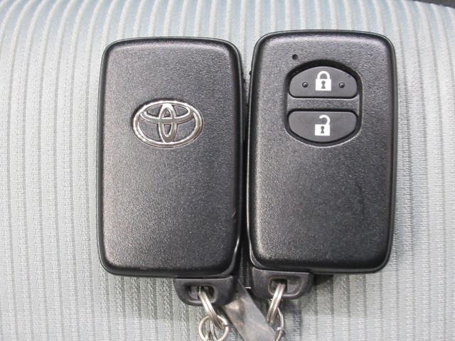 アクアＳシートヒーター　オートライト　キーフリー　電動格納式ドアミラー　エアコン　パワーステアリング　パワーウィンドウ　運転席エアバッグ　ＡＢＳ　ティーゼットデオプラス（岡山県）の中古車