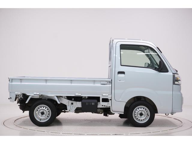 ハイゼットトラックスタンダード　農用スペシャル４ＷＤ　ＭＴ５速　ＬＥＤヘッドランプ　ＡＭ／ＦＭラジオ　荷台作業灯　オートライト　キーフリー　アイドリングストップ　衝突被害軽減システム　レーンアシスト　オートマチックハイビーム（岡山県）の中古車