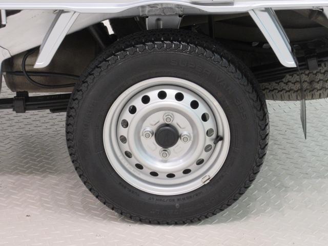 ハイゼットトラックスタンダード　農用スペシャル４ＷＤ　ＭＴ５速　ＬＥＤヘッドランプ　ＡＭ／ＦＭラジオ　荷台作業灯　オートライト　キーフリー　アイドリングストップ　衝突被害軽減システム　レーンアシスト　オートマチックハイビーム（岡山県）の中古車