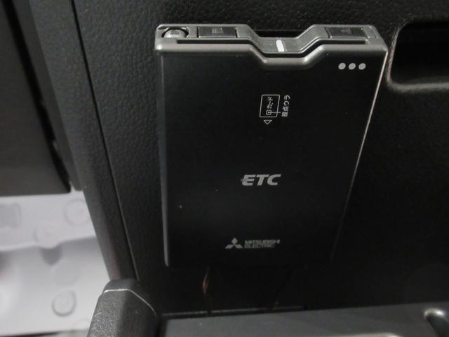 ハイゼットトラックスタンダード　農用スペシャル４ＷＤ　ＭＴ５速　ＬＥＤヘッドランプ　ＡＭ／ＦＭラジオ　荷台作業灯　オートライト　キーフリー　アイドリングストップ　衝突被害軽減システム　レーンアシスト　オートマチックハイビーム（岡山県）の中古車