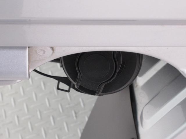 ハイゼットトラックスタンダード　農用スペシャル４ＷＤ　ＭＴ５速　ＬＥＤヘッドランプ　ＡＭ／ＦＭラジオ　荷台作業灯　オートライト　キーフリー　アイドリングストップ　衝突被害軽減システム　レーンアシスト　オートマチックハイビーム（岡山県）の中古車