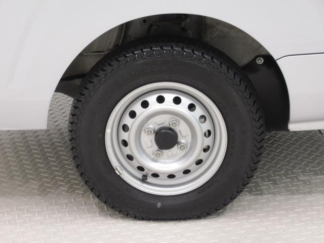 ハイゼットトラックスタンダード　農用スペシャル４ＷＤ　ＭＴ５速　ＬＥＤヘッドランプ　ＡＭ／ＦＭラジオ　荷台作業灯　オートライト　キーフリー　アイドリングストップ　衝突被害軽減システム　レーンアシスト　オートマチックハイビーム（岡山県）の中古車