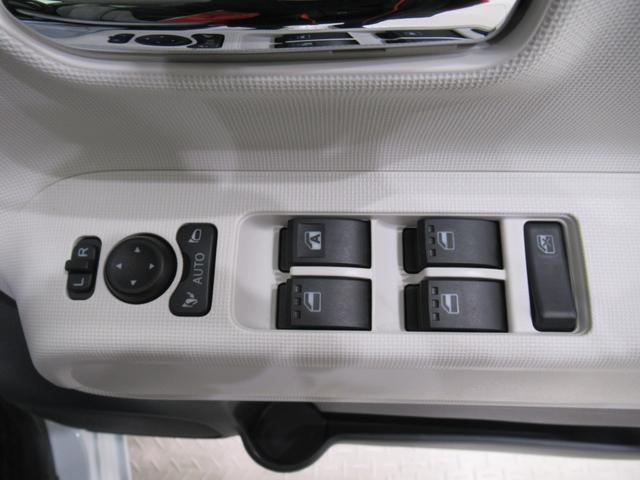 ムーヴキャンバスストライプスＧ両側パワースライドドア　シートヒーター　ＵＳＢ入力端子　ホッとカップホルダー　オートライト　キーフリー　アイドリングストップ　衝突被害軽減システム　レーンアシスト　オートマチックハイビーム（岡山県）の中古車