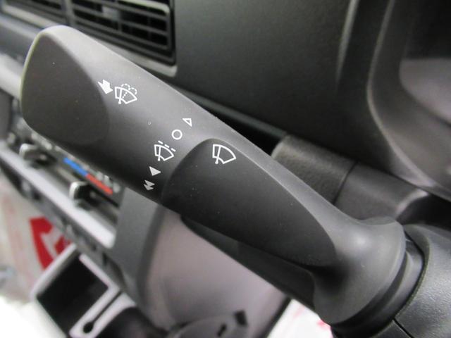 ハイゼットトラックスタンダードＭＴ５速　ＡＭ／ＦＭラジオ　オートライト　アイドリングストップ　衝突被害軽減システム　レーンアシスト　オートマチックハイビーム　ティーゼットデオプラス（岡山県）の中古車