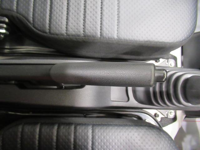 ハイゼットトラックスタンダードＭＴ５速　ＡＭ／ＦＭラジオ　オートライト　アイドリングストップ　衝突被害軽減システム　レーンアシスト　オートマチックハイビーム　ティーゼットデオプラス（岡山県）の中古車