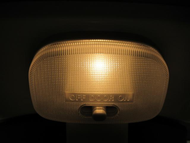 ハイゼットトラックスタンダードＭＴ５速　ＡＭ／ＦＭラジオ　オートライト　アイドリングストップ　衝突被害軽減システム　レーンアシスト　オートマチックハイビーム　ティーゼットデオプラス（岡山県）の中古車