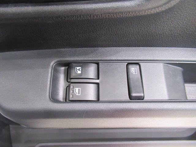 ハイゼットカーゴデラックスＡＭ／ＦＭラジオ　両側スライドドア　キーレスエントリー　アイドリングストップ　衝突被害軽減システム　レーンアシスト　オートマチックハイビーム　ティーゼットデオプラス（岡山県）の中古車