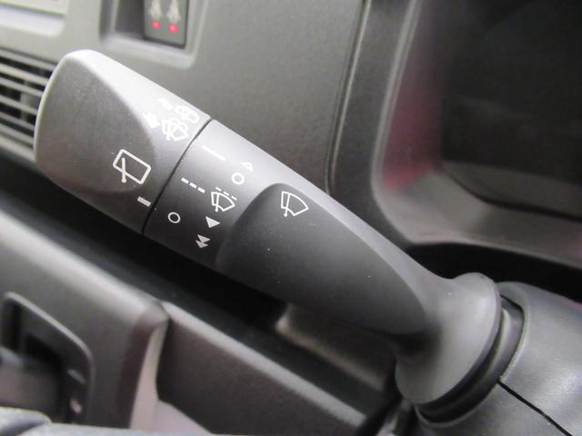 ハイゼットカーゴデラックスＡＭ／ＦＭラジオ　両側スライドドア　キーレスエントリー　アイドリングストップ　衝突被害軽減システム　レーンアシスト　オートマチックハイビーム　ティーゼットデオプラス（岡山県）の中古車