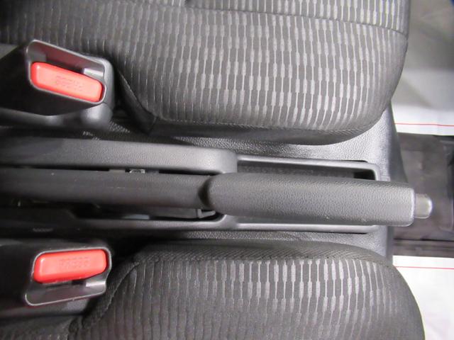 ハイゼットカーゴデラックスＡＭ／ＦＭラジオ　両側スライドドア　キーレスエントリー　アイドリングストップ　衝突被害軽減システム　レーンアシスト　オートマチックハイビーム　ティーゼットデオプラス（岡山県）の中古車