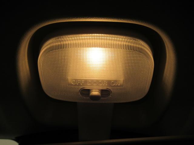 ハイゼットカーゴデラックスＡＭ／ＦＭラジオ　両側スライドドア　キーレスエントリー　アイドリングストップ　衝突被害軽減システム　レーンアシスト　オートマチックハイビーム　ティーゼットデオプラス（岡山県）の中古車