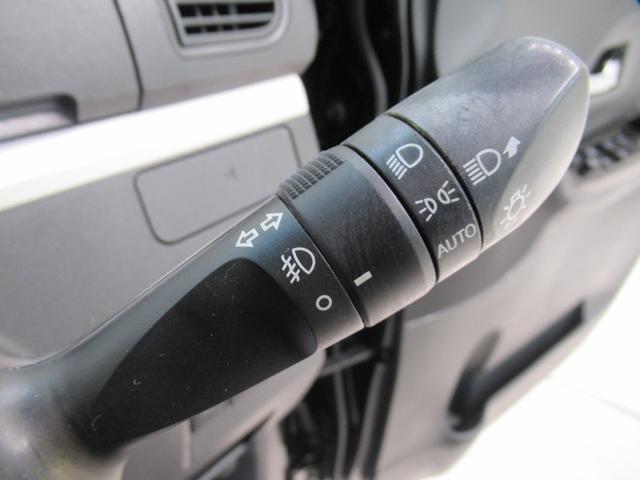 タントカスタムＲＳトップエディション　ＳＡ２両側パワースライドドア　オートライト　キーフリー　アイドリングストップ　ＵＳＢ入力端子　電動格納式ドアミラー　衝突被害軽減システム　レーンアシスト　ティーゼットデオプラス（岡山県）の中古車