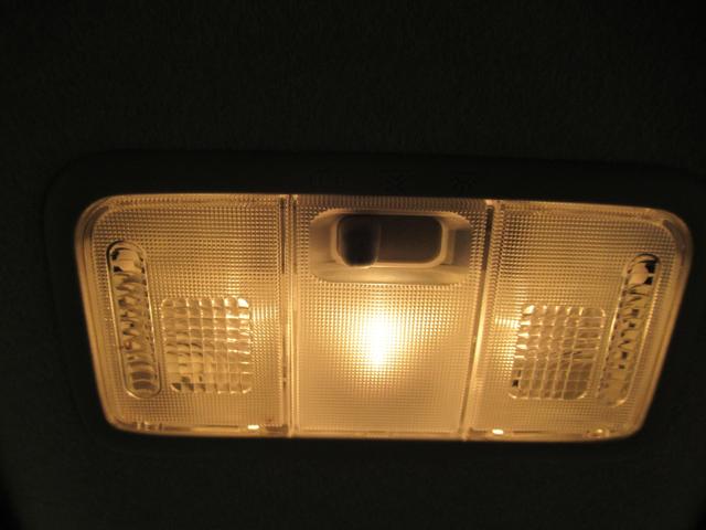 タントカスタムＲＳトップエディション　ＳＡ２両側パワースライドドア　オートライト　キーフリー　アイドリングストップ　ＵＳＢ入力端子　電動格納式ドアミラー　衝突被害軽減システム　レーンアシスト　ティーゼットデオプラス（岡山県）の中古車