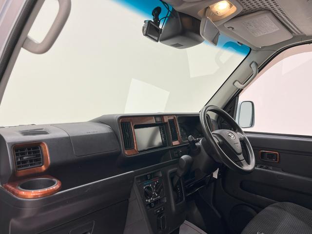 ハイゼットカーゴクルーズ　ＳＡ３両側スライドドア　キーレスエントリー　アイドリングストップ　ナビ　ＵＳＢ入力端子　Ｂｌｕｅｔｏｏｔｈ　衝突被害軽減システム　レーンアシスト　オートマチックハイビーム　ティーゼットデオプラス（岡山県）の中古車