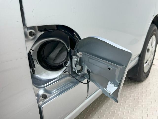 ハイゼットカーゴクルーズ　ＳＡ３両側スライドドア　キーレスエントリー　アイドリングストップ　ナビ　ＵＳＢ入力端子　Ｂｌｕｅｔｏｏｔｈ　衝突被害軽減システム　レーンアシスト　オートマチックハイビーム　ティーゼットデオプラス（岡山県）の中古車