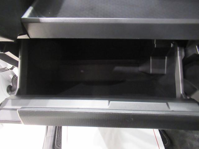 タントカスタムＸパノラマモニター　７インチナビ　ドライブレコーダー　両側パワースライドドア　シートヒーター　ＵＳＢ入力端子　Ｂｌｕｅｔｏｏｔｈ　オートライト　キーフリー　アイドリングストップ　ティーゼットデオプラス（岡山県）の中古車