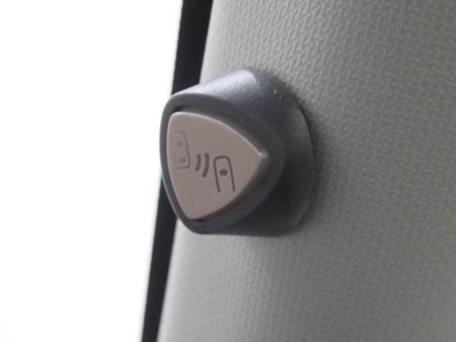 タントファンクロスシートヒーター　両側パワースライドドア　オートライト　キーフリー　アイドリングストップ　バックモニター　ディスプレイオーディオ　ドライブレコーダー　ＵＳＢ入力端子　Ｂｌｕｅｔｏｏｔｈ（岡山県）の中古車